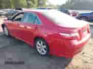 2007 Toyota Camry CE z VIN 4T1BE46K87U116734, wystawiony jako IAAI lot #43245853 z przebiegiem 243 286 mil mil oraz . Historia ofert i sprzedaży dostępna na DreamBid. Obrazek 3.