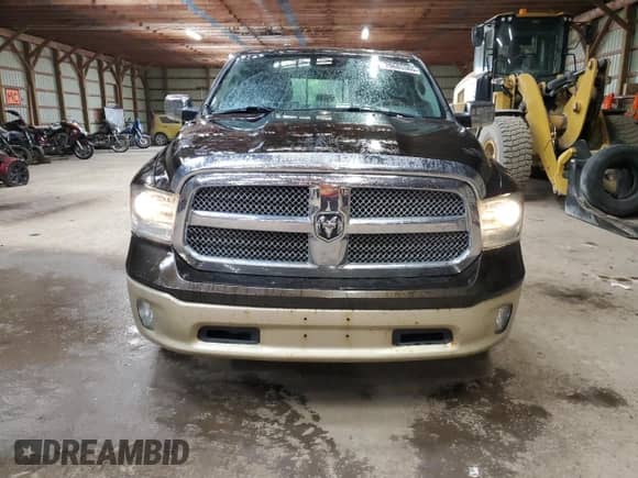 2014 Ram 1500 Longhorn with VIN 1C6RR7PT0ES253618, listed as a Copart auction lot 70685365 with 229,563 mi miles and Clean title. Bid and sale history available at DreamBid. Image 5.