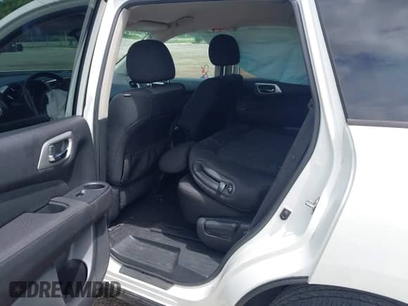 2017 Nissan Pathfinder SL z VIN 5N1DR2MM9HC646272, wystawiony jako IAAI lot #42458925 z przebiegiem 170 085 mil mil oraz . Historia ofert i sprzedaży dostępna na DreamBid. Obrazek 8.