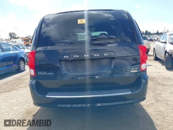 2019 Dodge Grand Caravan GT with VIN 2C4RDGEG8KR562781, listed as a IAAI auction lot 43376310 with 127,974 mi miles and . Bid and sale history available at DreamBid. Image 16.