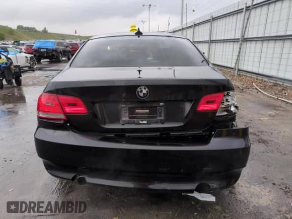 2009 BMW 3 Series 335i с VIN WBAWB73519P046670, выставлен на аукционе Copart как лот 59224195 с пробегом 117 595 миль миль и Списание • Salvage title. История ставок и продаж доступна на DreamBid. Изображение 6.