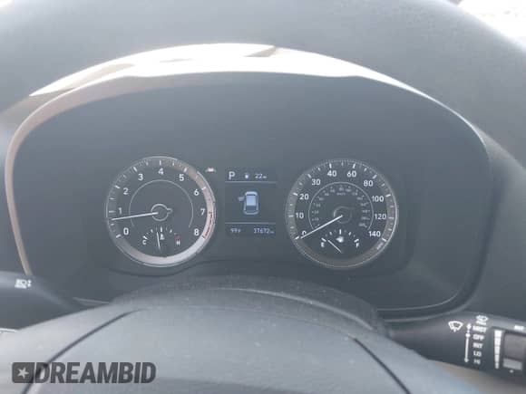 2020 Hyundai Venue SEL с VIN KMHRC8A38LU025565, выставлен на аукционе IAAI как лот 42802761 с пробегом 37 672 миль миль и . История ставок и продаж доступна на DreamBid. Изображение 7.