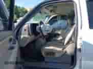 2002 Chevrolet Tahoe LT с VIN 1GNEK13Z62J252243, выставлен на аукционе IAAI как лот 42597885 с пробегом 191 843 миль миль и . История ставок и продаж доступна на DreamBid. Изображение 5.