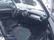 2013 MINI Hardtop with VIN WMWSU3C53DT688406, listed as a IAAI auction lot 43420024 with 207,917 mi miles and . Bid and sale history available at DreamBid. Image 5.