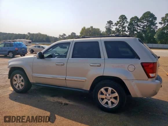 2008 Jeep Grand Cherokee Limited с VIN 1J8HR58NX8C186574, выставлен на аукционе Copart как лот 71901145 с пробегом 142 948 миль миль и Списание • Salvage title. История ставок и продаж доступна на DreamBid. Изображение 2.