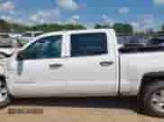 2018 Chevrolet Silverado 1500 Work Truck z VIN 3GCPCNEH2JG398911, wystawiony jako IAAI lot #43006514 z przebiegiem 156 248 mil mil oraz . Historia ofert i sprzedaży dostępna na DreamBid. Obrazek 14.
