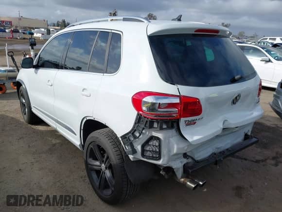 2017 Volkswagen Tiguan Sport с VIN WVGUV7AX8HW509698, выставлен на аукционе IAAI как лот 41705583 с пробегом 41 916 миль миль и . История ставок и продаж доступна на DreamBid. Изображение 3.