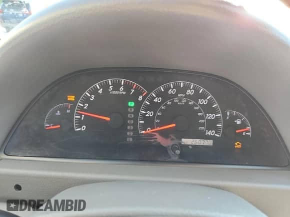 2005 Toyota Camry STD z VIN 4T1BE32K65U026611, wystawiony jako Copart lot #83808545 z przebiegiem 260 770 mil mil oraz Szkoda całkowita • Salvage title. Historia ofert i sprzedaży dostępna na DreamBid. Obrazek 9.