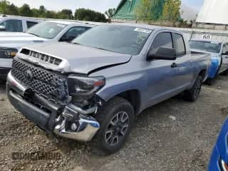2020 Toyota Tundra SR с VIN 5TFUY5F19LX883650, выставлен на аукционе Copart как лот 66437105 с пробегом 81 559 миль миль и Чистый • Clean title. История ставок и продаж доступна на DreamBid. Изображение 1.