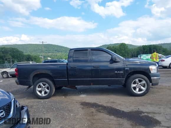 2008 Dodge 1500 SLT with VIN 1D7HU18288S556372, listed as a IAAI auction lot 42792167 with 207,255 mi miles and . Bid and sale history available at DreamBid. Image 13.