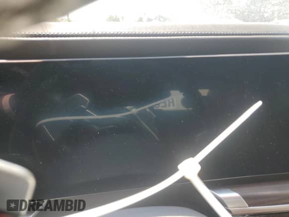 2024 BMW 7 Series with VIN WBA43EH04RCT01566, listed as a Copart auction lot 66264275 with Not provided miles and Salvage title. Bid and sale history available at DreamBid. Image 9.