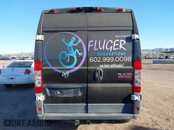 2018 Ram ProMaster Cargo с VIN 3C6TRVCG1JE138932, выставлен на аукционе IAAI как лот 41837140 с пробегом Не указан миль и . История ставок и продаж доступна на DreamBid. Изображение 16.