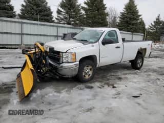 2013 Chevrolet Silverado 2500HD Work Truck с VIN 1GC0KVCG1DF231184, выставлен на аукционе Copart как лот 46899895 с пробегом Не указан миль и Списание • Salvage title. История ставок и продаж доступна на DreamBid. Изображение 1.