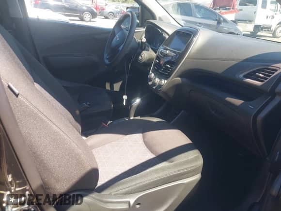 2020 Chevrolet Spark LS с VIN KL8CB6SAXLC417802, выставлен на аукционе IAAI как лот 43039387 с пробегом 36 641 миль миль и . История ставок и продаж доступна на DreamBid. Изображение 5.