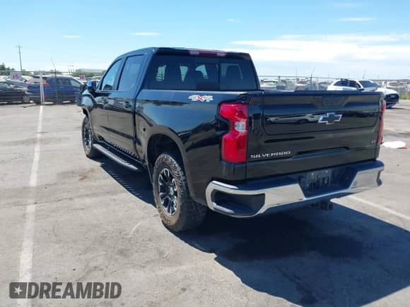 2023 Chevrolet Silverado 1500 LT с VIN 2GCUDDEDXP1125871, выставлен на аукционе IAAI как лот 42794271 с пробегом 90 648 миль миль и . История ставок и продаж доступна на DreamBid. Изображение 3.
