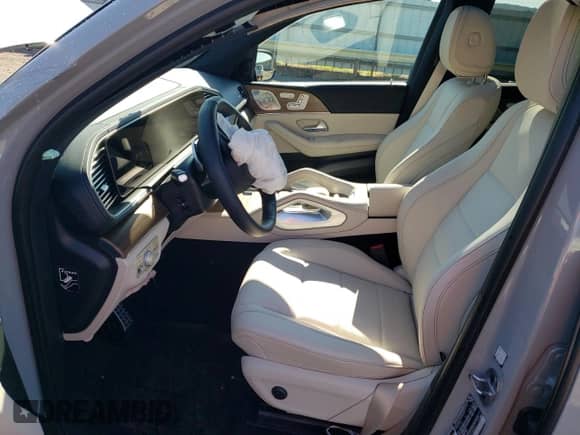 2025 Mercedes-Benz GLS 450 z VIN 4JGFF5KE8SB388466, wystawiony jako Copart lot #62907065 z przebiegiem 1 726 mil mil oraz Szkoda całkowita • Salvage title. Historia ofert i sprzedaży dostępna na DreamBid. Obrazek 7.