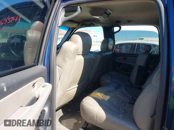 2002 Chevrolet Suburban LS с VIN 1GNFK16Z82J281842, выставлен на аукционе IAAI как лот 41633749 с пробегом 260 220 миль миль и . История ставок и продаж доступна на DreamBid. Изображение 8.