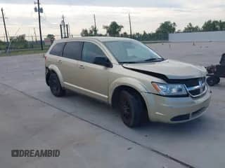 2010 Dodge Journey SE z VIN 3D4PG4FB2AT266198, wystawiony jako IAAI lot #43344950 z przebiegiem 256 373 mil mil oraz . Historia ofert i sprzedaży dostępna na DreamBid. Obrazek 1.