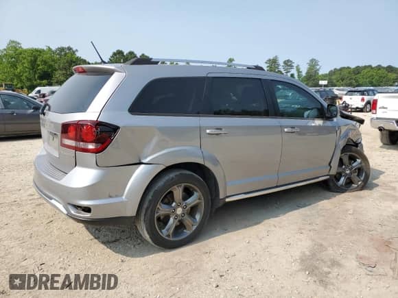 2016 Dodge Journey Crossroad z VIN 3C4PDCGB5GT107229, wystawiony jako Copart lot #59345625 z przebiegiem 105 070 mil mil oraz Szkoda całkowita • Salvage title. Historia ofert i sprzedaży dostępna na DreamBid. Obrazek 3.