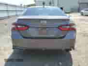 2023 Toyota Camry SE z VIN 4T1T11AK9PU724462, wystawiony jako Copart lot #63586135 z przebiegiem 31 224 mil mil oraz Szkoda całkowita • Salvage title. Historia ofert i sprzedaży dostępna na DreamBid. Obrazek 6.