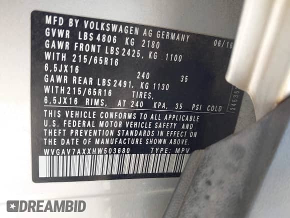 2017 Volkswagen Tiguan S с VIN WVGAV7AXXHW503680, выставлен на аукционе IAAI как лот 43530604 с пробегом 114 448 миль миль и . История ставок и продаж доступна на DreamBid. Изображение 9.