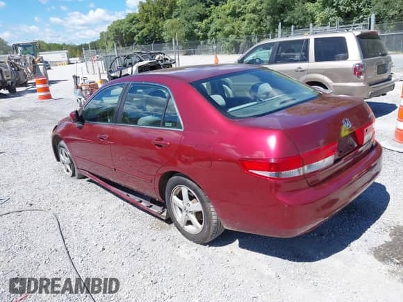 2004 Honda Accord EX with VIN JHMCM56644C032799, listed as a IAAI auction lot 43063043 with 151,094 mi miles and . Bid and sale history available at DreamBid. Image 3.