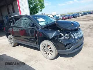 2017 Jeep Compass High Altitude z VIN 1C4NJDEB4HD205233, wystawiony jako IAAI lot #41753295 z przebiegiem 89 695 mil mil oraz . Historia ofert i sprzedaży dostępna na DreamBid. Obrazek 1.
