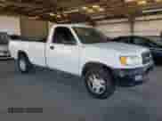2002 Toyota Tundra z VIN 5TBJN32142S303241, wystawiony jako Copart lot #64789225 z przebiegiem 216 962 mil mil oraz Czysty tytuł • Clean title. Historia ofert i sprzedaży dostępna na DreamBid. Obrazek 4.