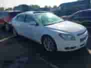 2012 Chevrolet Malibu LTZ 1LZ z VIN 1G1ZE5E09CF176036, wystawiony jako IAAI lot #42863415 z przebiegiem 250 728 mil mil oraz . Historia ofert i sprzedaży dostępna na DreamBid. Obrazek 1.