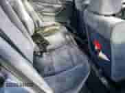 1990 Honda Accord LX z VIN JHMCB7657LC094933, wystawiony jako Copart lot #42030575 z przebiegiem 156 426 mil mil oraz Szkoda całkowita • Salvage title. Historia ofert i sprzedaży dostępna na DreamBid. Obrazek 10.