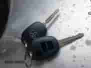 2015 Toyota Prius One z VIN JTDKDTB31F1580917, wystawiony jako IAAI lot #43198076 z przebiegiem 138 011 mil mil oraz . Historia ofert i sprzedaży dostępna na DreamBid. Obrazek 11.