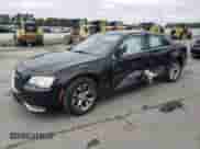 2015 Chrysler 300 Limited с VIN 2C3CCAAG6FH763431, выставлен на аукционе Copart как лот 82339905 с пробегом 172 273 миль миль и Списание • Salvage title. История ставок и продаж доступна на DreamBid. Изображение 1.