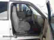 2003 Chevrolet S-10 LS с VIN 1GCCS19X438144640, выставлен на аукционе IAAI как лот 43411118 с пробегом 135 344 миль миль и . История ставок и продаж доступна на DreamBid. Изображение 5.