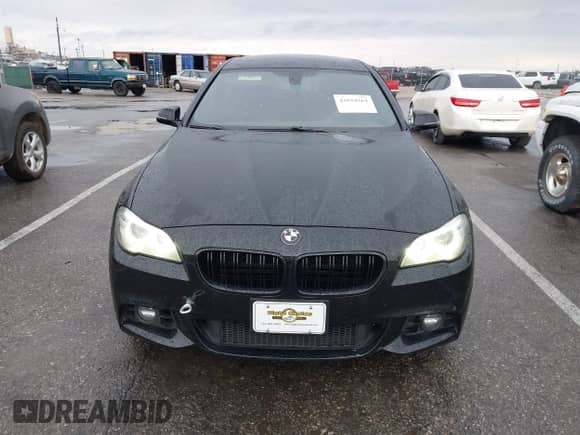 2014 BMW 5 Series 535i xDrive with VIN WBA5B3C55ED293061, listed as a IAAI auction lot 43534562 with 152,325 mi miles and . Bid and sale history available at DreamBid. Image 6.
