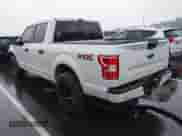 2020 Ford F-150 XL z VIN 1FTEW1CP2LFB98438, wystawiony jako IAAI lot #43185607 z przebiegiem 136 363 mil mil oraz . Historia ofert i sprzedaży dostępna na DreamBid. Obrazek 3.