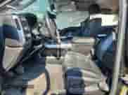 2019 Chevrolet Silverado 2500HD LTZ z VIN 1GC1KTEY1KF146776, wystawiony jako Copart lot #71368295 z przebiegiem 87 384 mil mil oraz Szkoda całkowita • Salvage title. Historia ofert i sprzedaży dostępna na DreamBid. Obrazek 7.