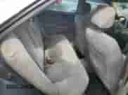 2004 Toyota Camry LE z VIN 4T1BE32K14U806921, wystawiony jako Copart lot #81513565 z przebiegiem 230 835 mil mil oraz Szkoda całkowita • Salvage title. Historia ofert i sprzedaży dostępna na DreamBid. Obrazek 10.