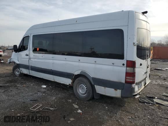 2008 Dodge Sprinter with VIN WD0PE845785229365, listed as a Copart auction lot 50182985 with Not provided miles and Salvage title. Bid and sale history available at DreamBid. Image 2.