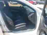 2015 Chrysler 300 S с VIN 2C3CCAGG3FH884568, выставлен на аукционе IAAI как лот 42564100 с пробегом 111 563 миль миль и . История ставок и продаж доступна на DreamBid. Изображение 5.