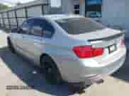 2013 BMW 3 Series 328i с VIN WBA3A5C55DF351209, выставлен на аукционе IAAI как лот 43276650 с пробегом 144 083 миль миль и . История ставок и продаж доступна на DreamBid. Изображение 3.