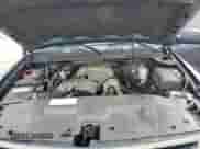 2007 Chevrolet Silverado 1500 Work Truck z VIN 2GCEC13C571507094, wystawiony jako Copart lot #54326525 z przebiegiem 198 704 mil mil oraz Szkoda całkowita • Salvage title. Historia ofert i sprzedaży dostępna na DreamBid. Obrazek 11.