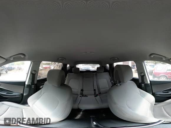 2015 Hyundai Santa Fe with VIN 5XYZTDLB5FG278768, listed as a IAAI auction lot 43264250 with 167,849 mi miles and . Bid and sale history available at DreamBid. Image 18.