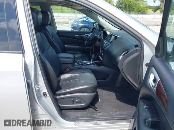 2013 Nissan Pathfinder SL with VIN 5N1AR2MM6DC644881, listed as a IAAI auction lot 42925206 with 132,240 mi miles and . Bid and sale history available at DreamBid. Image 5.