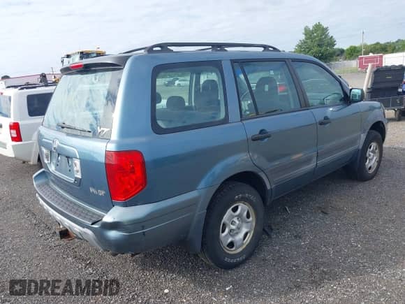 2005 Honda Pilot LX с VIN 2HKYF18185H551226, выставлен на аукционе IAAI как лот 43046785 с пробегом 219 821 миль миль и . История ставок и продаж доступна на DreamBid. Изображение 4.