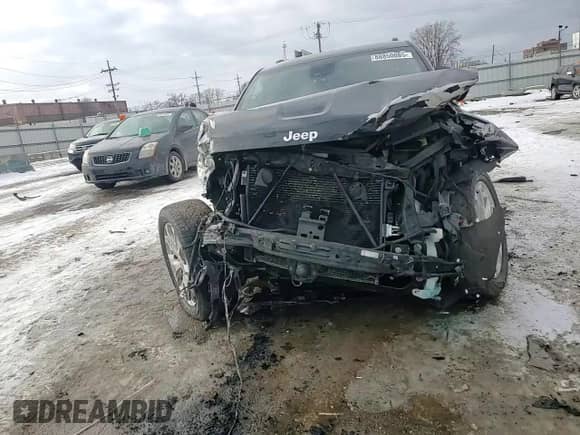 2019 Jeep Grand Cherokee Summit with VIN 1C4RJFJG8KC815616, listed as a Copart auction lot 88850085 with Not provided miles and Salvage title. Bid and sale history available at DreamBid. Image 11.