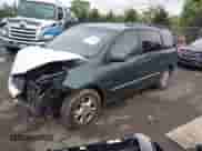 2005 Toyota Sienna XLE z VIN 5TDZA22C75S326079, wystawiony jako IAAI lot #42310604 z przebiegiem 149 265 mil mil oraz . Historia ofert i sprzedaży dostępna na DreamBid. Obrazek 2.