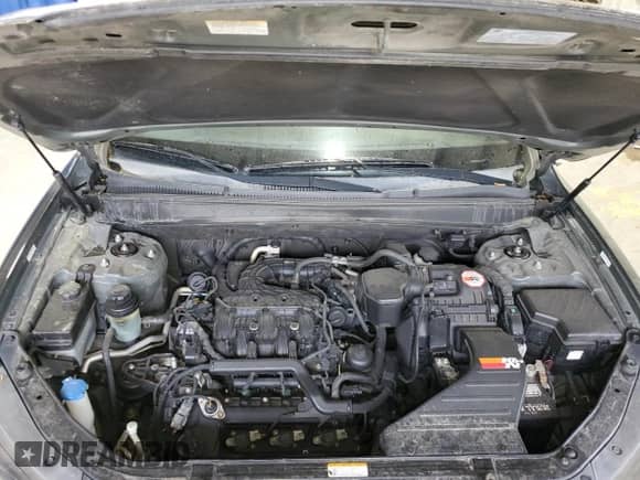 2010 Hyundai Santa Fe Limited with VIN 5NMSK4AG8AH374248, listed as a Copart auction lot 58821985 with 216,307 mi miles and Salvage title. Bid and sale history available at DreamBid. Image 12.