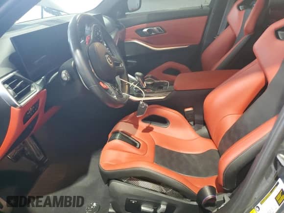 2023 BMW M3 Competition xDrive z VIN WBS43AY06PFP51199, wystawiony jako Copart lot #70936565 z przebiegiem 36 127 mil mil oraz Szkoda całkowita • Salvage title. Historia ofert i sprzedaży dostępna na DreamBid. Obrazek 7.