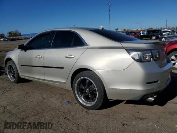 2013 Chevrolet Malibu LT with VIN 1G11C5SA0DF336824, listed as a Copart auction lot 89660725 with 114,759 mi miles and Clean title. Bid and sale history available at DreamBid. Image 2.