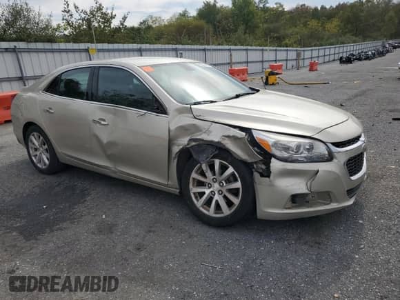 2016 Chevrolet Malibu LTZ with VIN 1G11E5SA9GF133803, listed as a Copart auction lot 85545475 with 162,090 mi miles and Salvage title. Bid and sale history available at DreamBid. Image 4.
